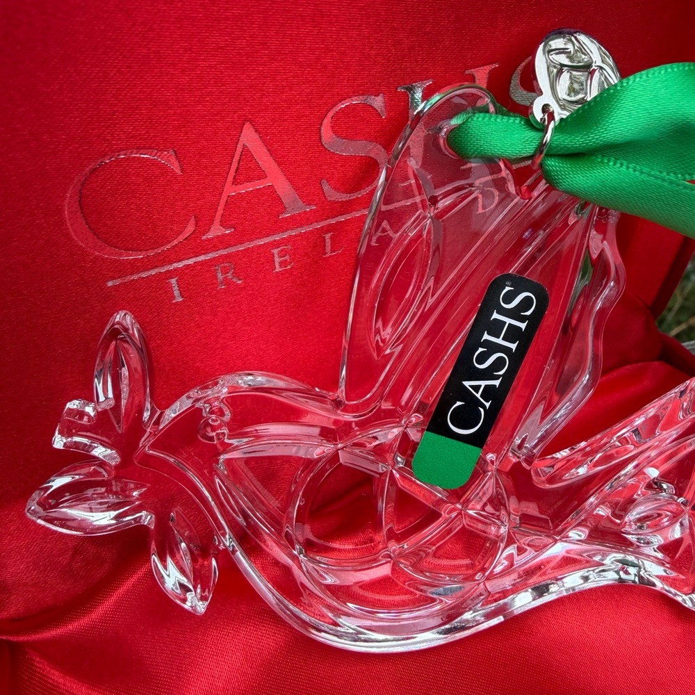 New In Box Cashs Of Ireland Crystal Christmas Dove Ornament  2021
